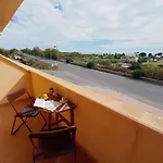 Degli Angioini Apartment *
