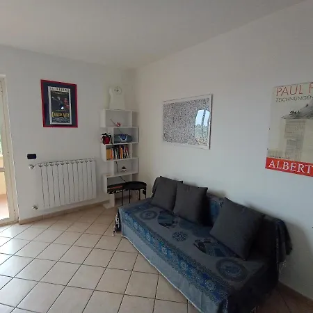 Degli Angioini