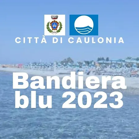 Degli Angioini Apartment