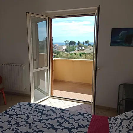 Degli Angioini