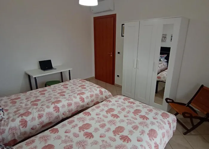 Degli Angioini Apartamento